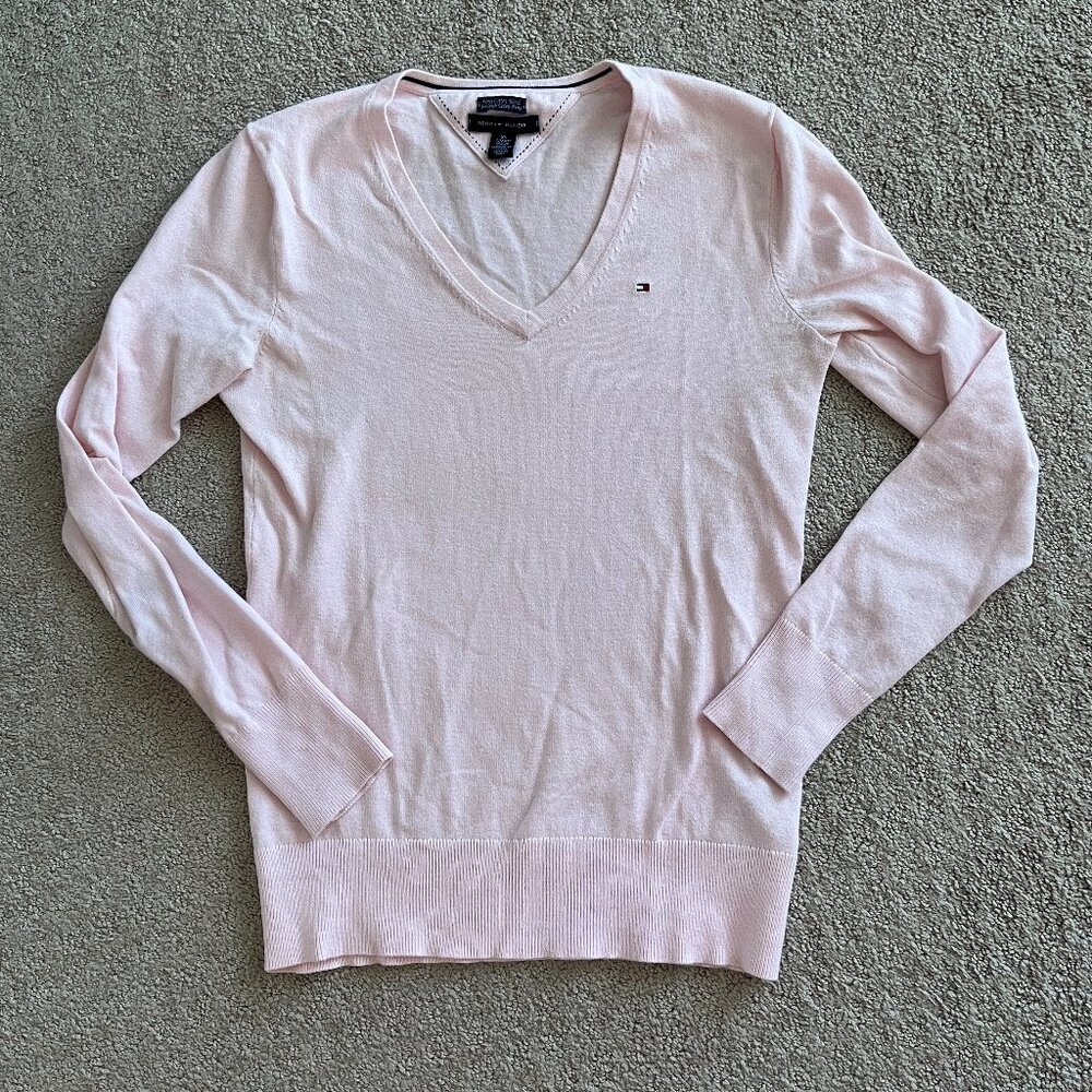 Tommy Hilfiger Sweater V Neck Pale Pink Logo Tight Thin Knit Long Sleeve Size XS